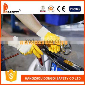DDSAFETY Hot Sale Yellow Nitrile Material Gloves photo-2