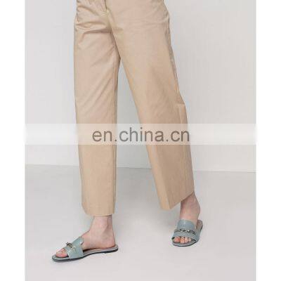 Women Crocodile Design Flat Shoes With Beautiful Chain Ladies Genuine Leather Sandals Shoes photo-3