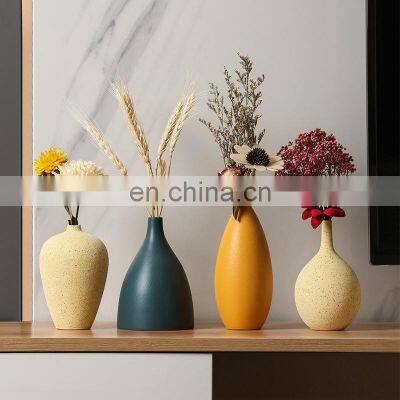 Hot Sales Nordic Morden Creative Morandi Simple Long Neck Flower Arrangement Ceramic Vase For Home Furnishing photo-3