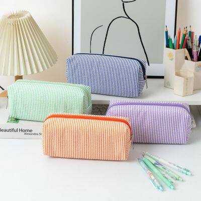 Wholesale Custom Zipper Pouch Bag for Cosmetic Makeup Pencil Case With Logo Printing and Embroidery photo-3