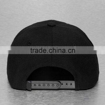 2015 China Best Selling Custom Embroidered Cheap Sports Snapback Cap photo-2