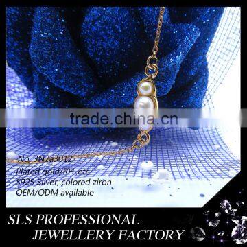 2015 Latest Design Simple and Generous 925 Sterling Silver Yellow Gold Plated Zirconia Pearl Necklace for Ladies photo-2