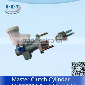 MR995034 Master clutch cylinder for Mitsubishi