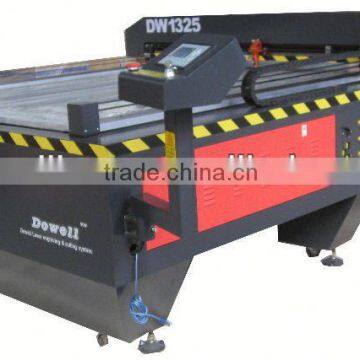 high quality laser cloth cutting