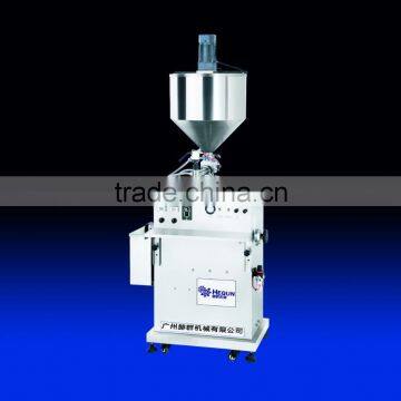 Vertical heating and mixing and Filling Machine