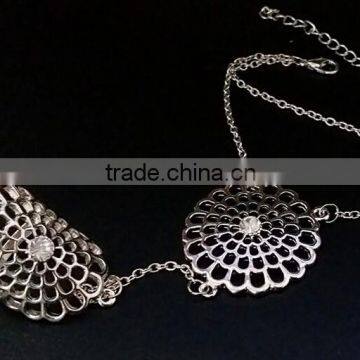 Latest Gold Finger Ring Designs Hollow Sun Shape Gold Women's Finger Ring Bracelet photo-3