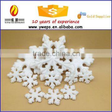 Multicolor Snowflake Wholesale Price Polyfoam Snowflake Window Layout Christmas Decoration Plastic Snowflake                        
                                                Quality Choice