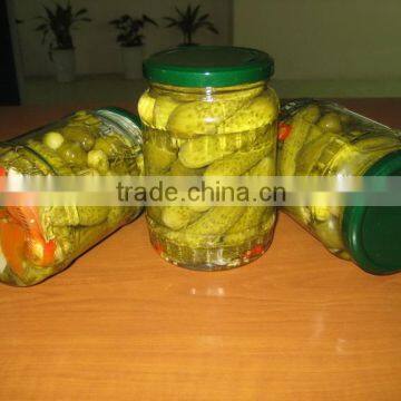 Pickled cucumber 4-7cm in jar 720ml