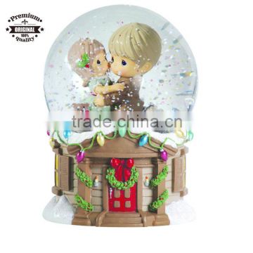 custom made resin giant 3D house base snow globe