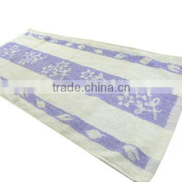 Fresh Leaf Pattern Cotton Jacquard Hand Towel