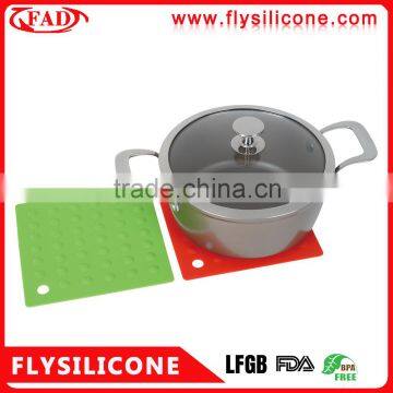 High Quality Kitchen Accessories Flexible Heat Resistant Non-slip Silicone Potholder