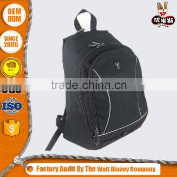 2016 good quality backpack waterproof with custom black and and material