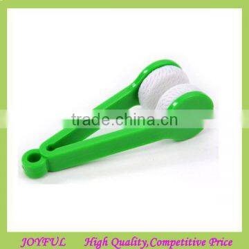 2014 new design eyeglass cleaner