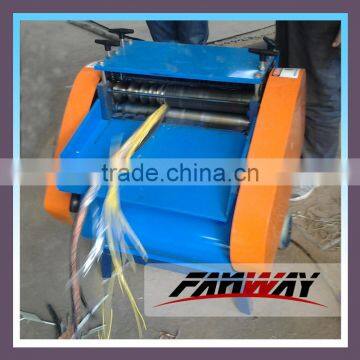 Easy moving small cable peeling machine