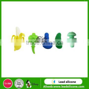 2017 Factory Wholesale Banana Shape Silicone Wine Bottle Stopper photo-2