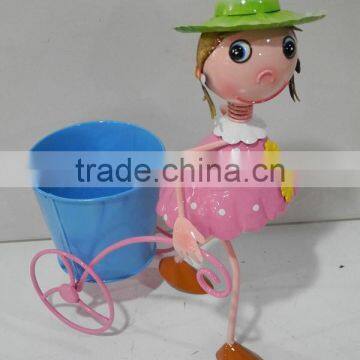 YS13462 Cute Girl With Metal Cart Planter With Low Price
