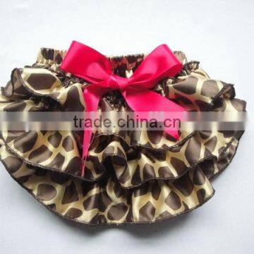 Lovely Baby Ruffle Bloomer Satin Baby Diaper Cover For Infants Shorts Wholesale Baby Bloomer Toddler Girls photo-4