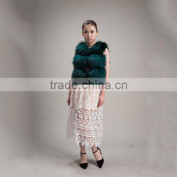 Myfur Europe Hot Selling Winter Real Raccoon Fur Vest Dyed Hand Fur Vest photo-2