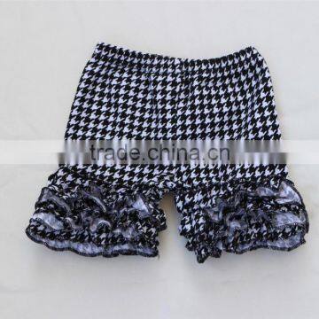 2017 Summer Baby Girls Comfortable Ruffle Shorts Little Cute Kids Ruffle Stripe Pattern Black And White Icing Shorts