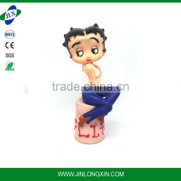 Cute shiny strawberry Princess castle Snow white Cartoon Figure doll made in Shenzhen