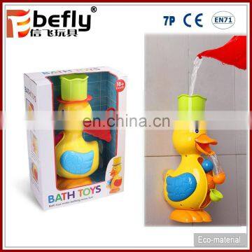 Funny summer play yellow duck bathtub bath toys for children