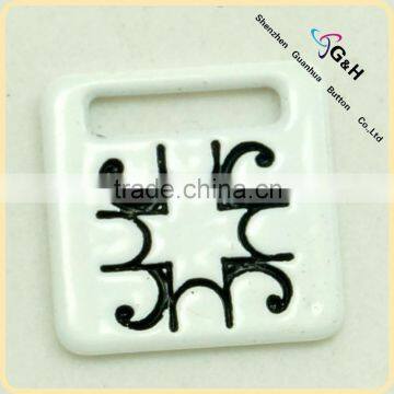 custom metal clothing labels