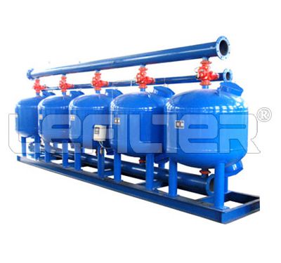 Shallow sand water filter with automatic backwash system