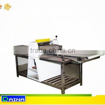 dough sheeter with working table