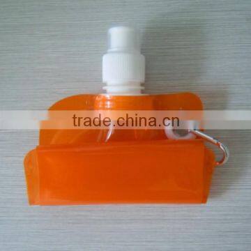 China Factory Custom Foldable Plastic Drinking Water Bag With Spout and Hook