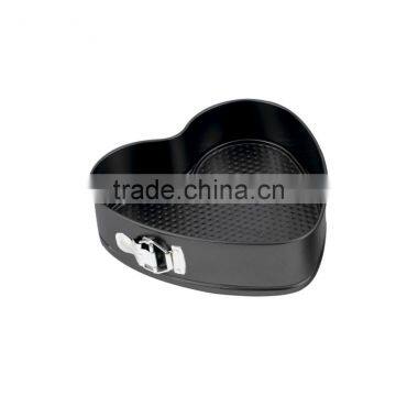 Dia.26*H7cm Carbon Steel Non-stick Heart Springform Cake Pan 2pcs Set photo-2