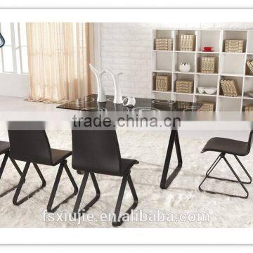 L858 Hot Selling Home Leisure Black Tempered Glass Classic Coffee Table