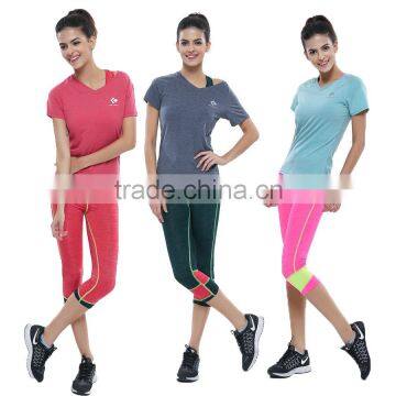 Soft Jersey Short Sleeve and Capris Yoga Wear Women Wholesale Yoga Wear