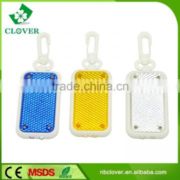 Plastic material clip-on 2 LED reflective keychain flashlight for promotion