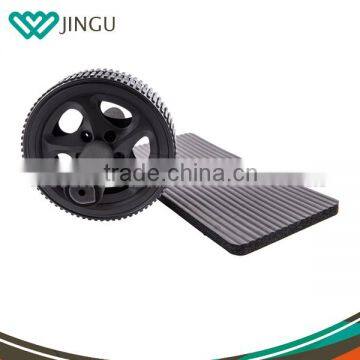 Ab Roller Wheel with Extra Thick Knee Pad Mat and Comfort Foam Handles