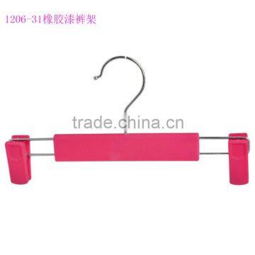 Colored rubber plastic bottom pants hangers