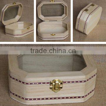 Natural transparent wooden diamond display box