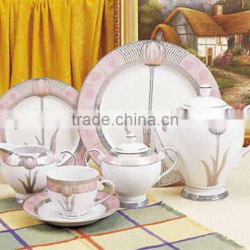 Golden Rim Fine Porcelain Bone China Dinnerware Set / Grace Design Ceramic Dinnerware for sale