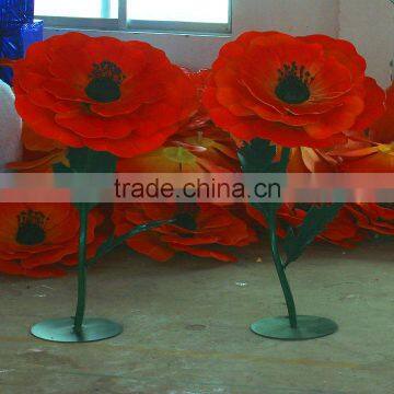 Giant artificial flower