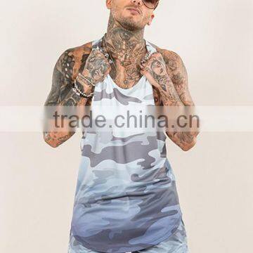 Camouflage Printing Shorts Summer Beach Shorts With Dip Dye Effect photo-4
