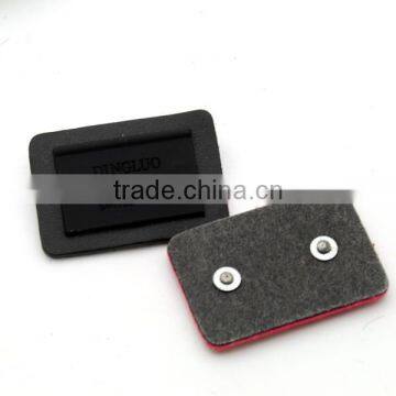 Black/red PU Leather Sew on Patches With Matt Black Metal Plates Clothing Label for Jeans/jacket PLB-005 photo-3