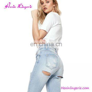 Wholesale No Moq Summer Women Denim Light Blue Ripped Jeans photo-5