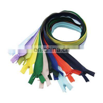 High Quality Factory Customized Size Color Open And Closed End Code Yard Nylon Zippers