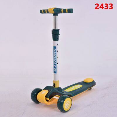 Children's Scooters Children's 3-wheel Music Glowing Folding Toys, Outdoor Sliding Sports, Boys and Girls Kids Kick