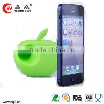 2014 newest design apple shape silicone loudspeaker mobile phone