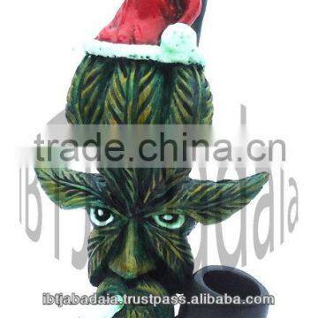 Figurine Shaped Hand Crafted Smoking Pipes - Christmas Marihuana Leaf