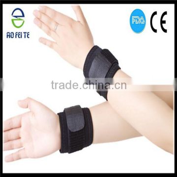 2015 New Wholesale Sports Breathable Support Wrist Brace