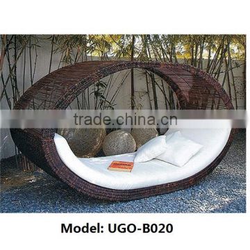 UGO Garden Furniture Modern Design Rattan Wicker Round Sun Lounger