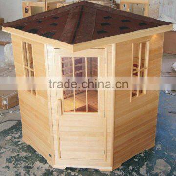 Corner Sauna of 4 people with Canadian hemlock