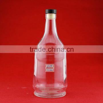 Hot sale ECO-friendly glass bottle 700ml crylindrical 600ml bottles Grind arenaceous mouth bottles