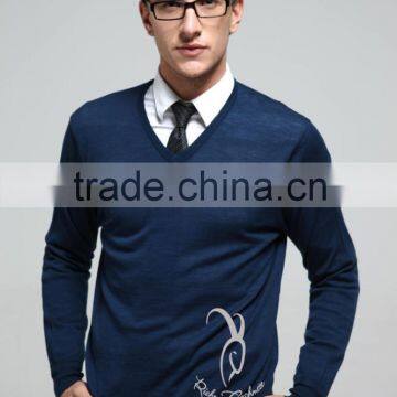 Classic V Neck Knitted Sweater For Man photo-4